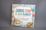 Keramisch tegeltje Jarig Zijn Is Een Kunst en jij bent vandaag de hoofdartiest met feestcake en schilderspalet – grappig verjaardagscadeau

