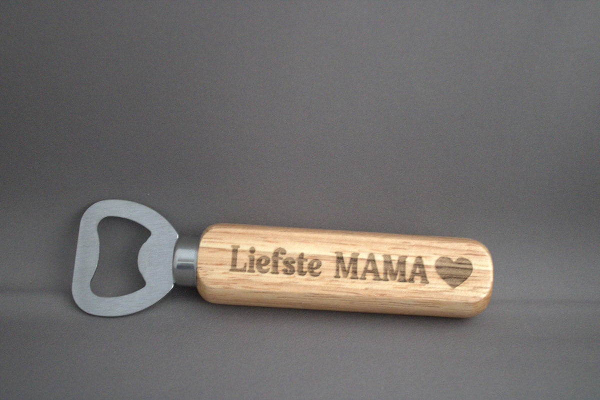 Houten flesopener met gravure Liefste Mama – lief cadeau voor mama op Moederdag of verjaardag