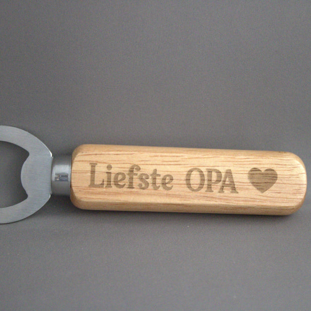 Houten flesopener met gravure Liefste Opa – lief cadeau voor opa op verjaardag of Vaderdag