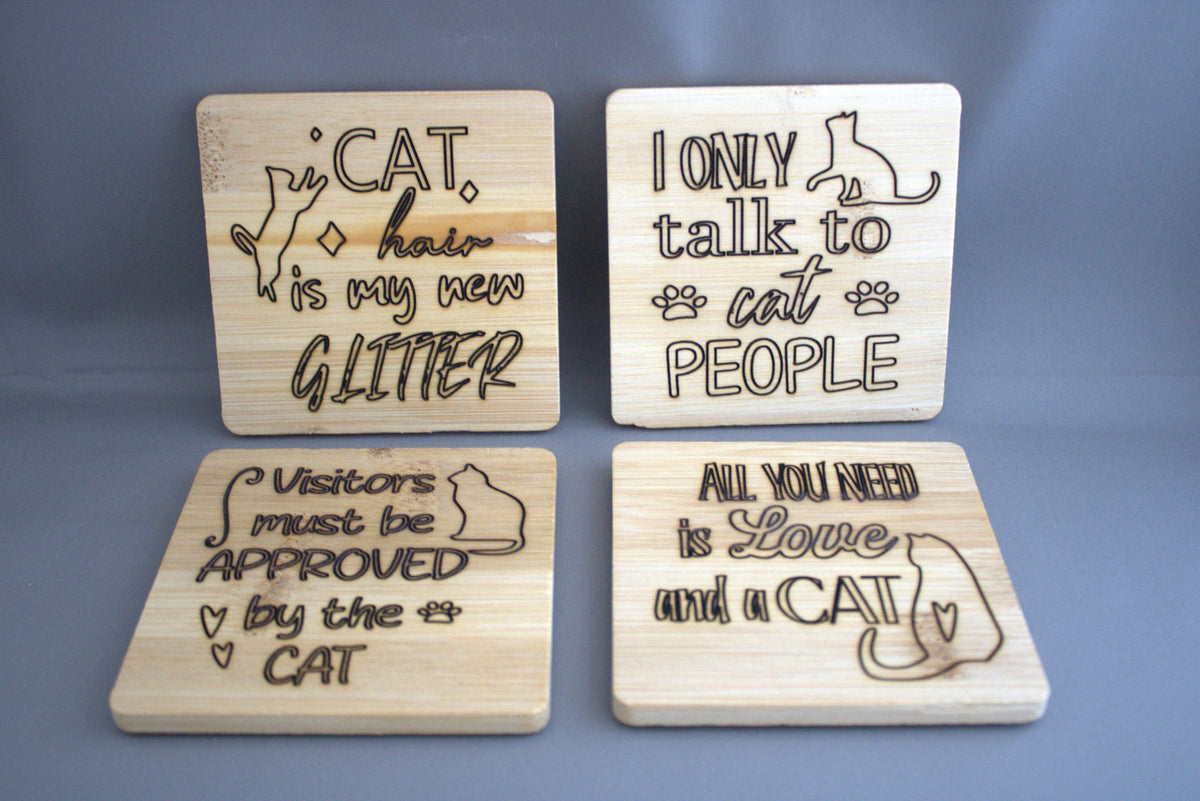 Set van 4 bamboe glasonderzetters met kattenontwerp – duurzaam cadeau voor kattenliefhebbers

