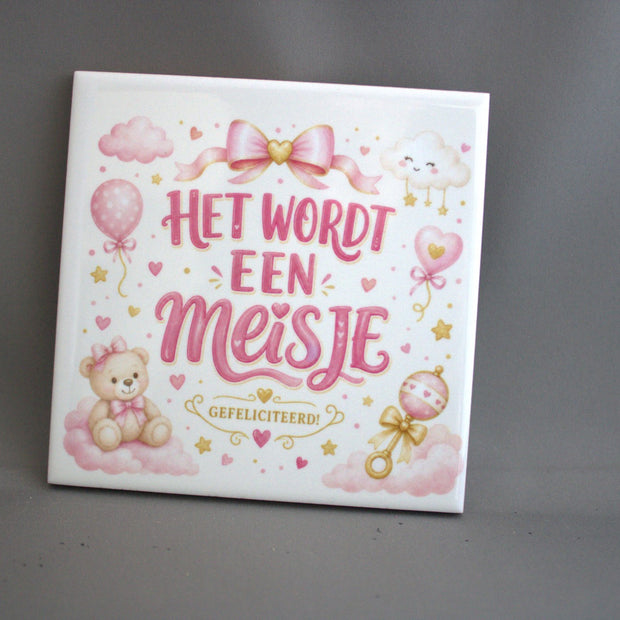 Keramisch tegeltje Het Wordt Een Meisje met roze teddybeer, ballonnen en strik – cadeau zwangerschapsaankondiging of gender reveal meisje

