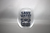 Grappig drinkglas Save Water Drink Wine met lachend wijnglas en druiven – leuk cadeau voor wijnliefhebbers

