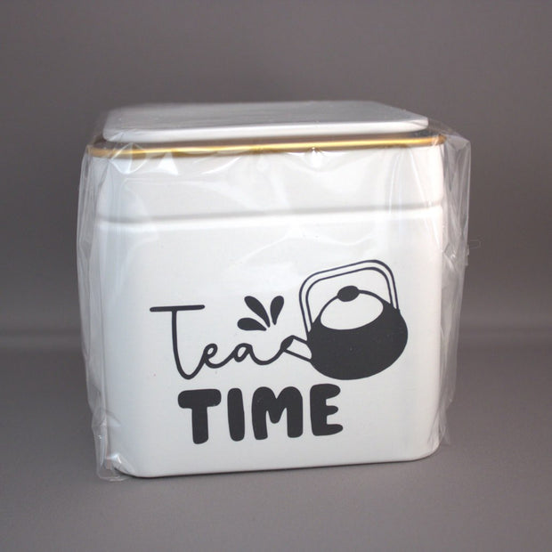 Thee bewaarblik met tekst Tea Is a Hug in a Mug - sfeervol theecadeau voor theeliefhebber