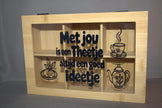 Houten theedoos met gravure Met Jou Is Een Theetje Altijd Een Goed Ideetje – sfeervol cadeau voor theeliefhebbers


