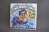 Keramisch tegeltje Zwemdiploma C Hoera Ik Heb Mijn Zwemdiploma C met zwemmend kind gouden medaille en paarse octopus – cadeau zwemdiploma

